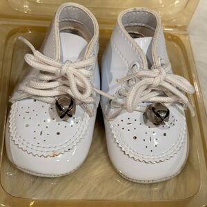 Vintage Baby White Shoes with Bells